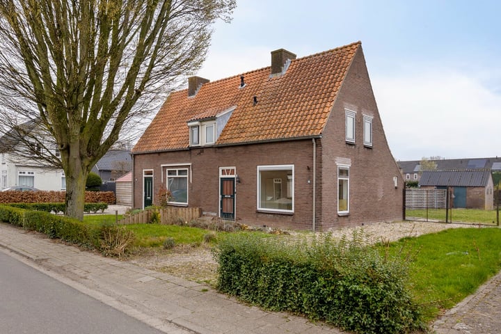 Photo of property Dorpsstraat 46, IJzendoorn