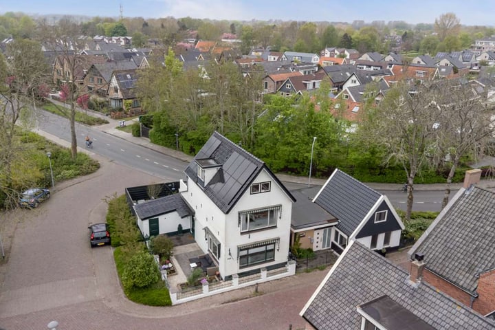 Dorpsstraat 487 in Zuid-Scharwoude