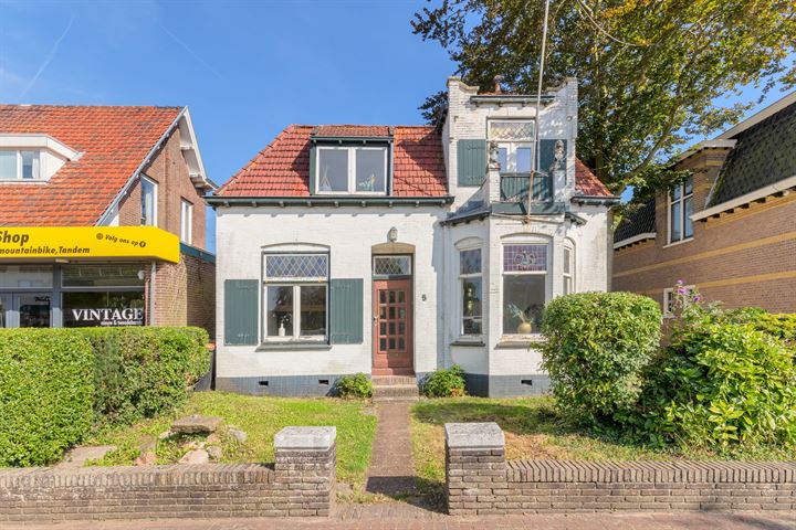 Dorpsstraat 5 in Castricum