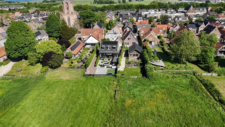 Photo of property Dorpsstraat 50, Bunschoten-Spakenburg
