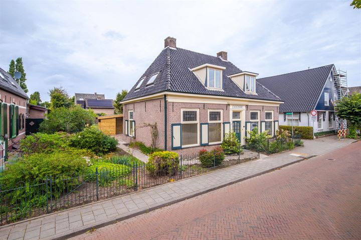 Dorpsstraat 60 in Rheden