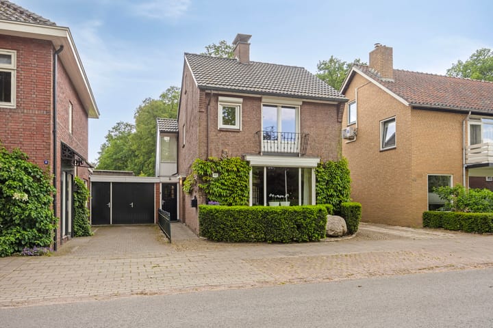 Dorpsstraat 63 in Enschede