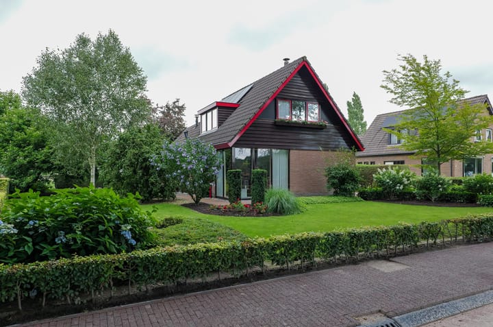 Dorpsstraat 7 in Tynaarlo
