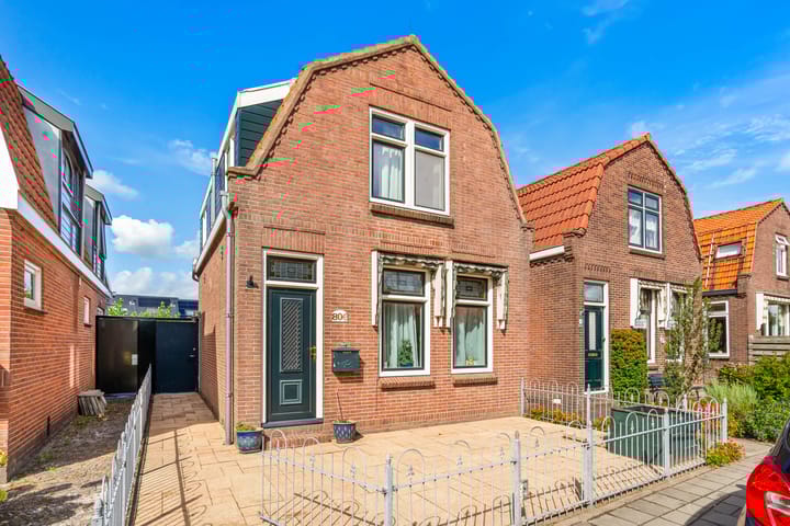 Dorpsstraat 806 in Assendelft