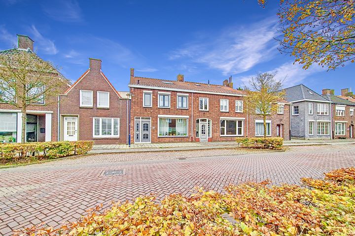 Dorpsstraat 83 in Breskens