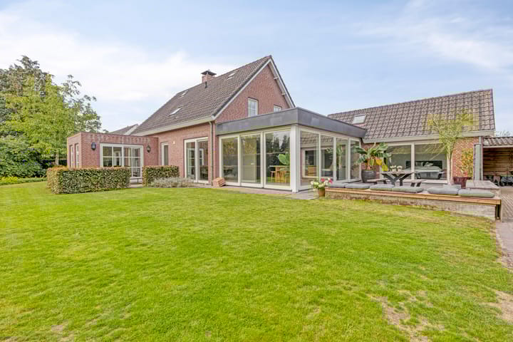 Dorpsstraat 94 in Chaam foto