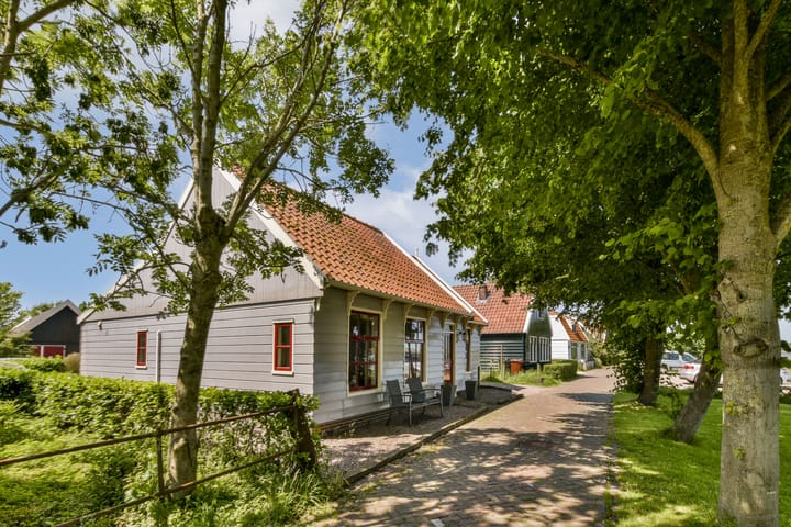 Dorpsstraat Holysloot 10 in Amsterdam