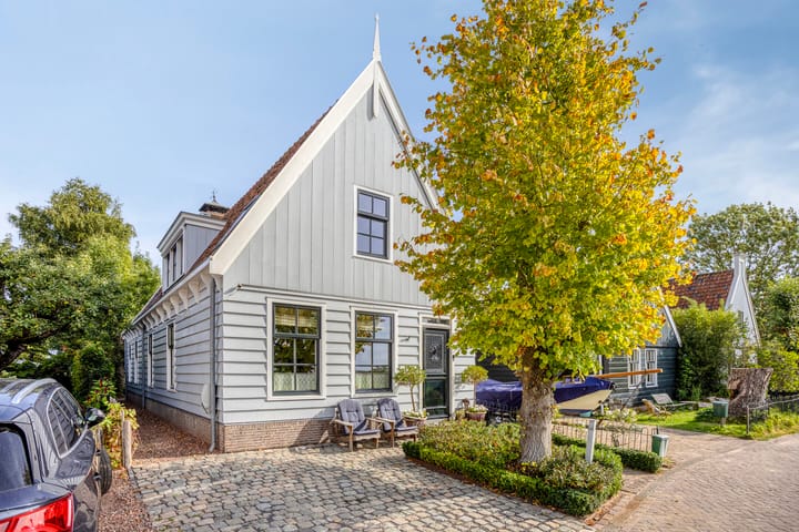 Dorpsstraat Holysloot 23 in Amsterdam foto