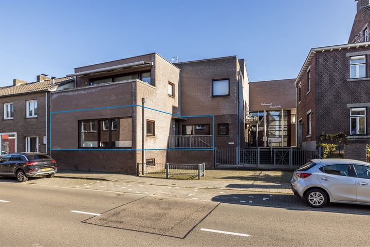 Dorpstraat 107A-01 in Maastricht