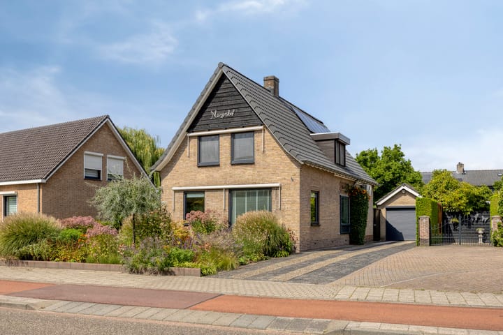 Photo of property Dorpstraat 109, Veldhoven