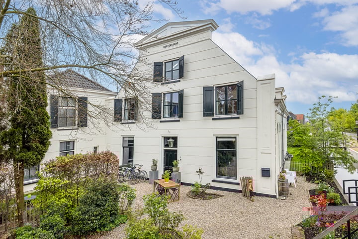Dorpstraat 3 in Lopik Foto