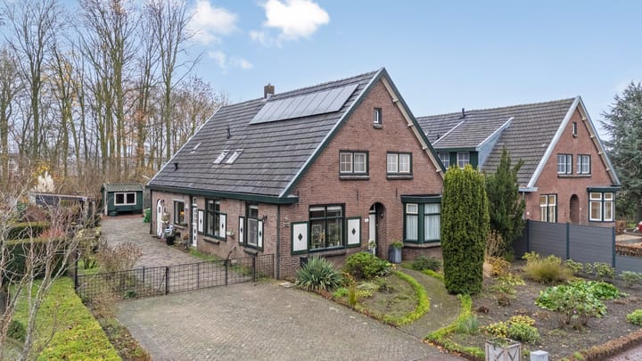 Photo of property Dorpstraat 38, Groessen