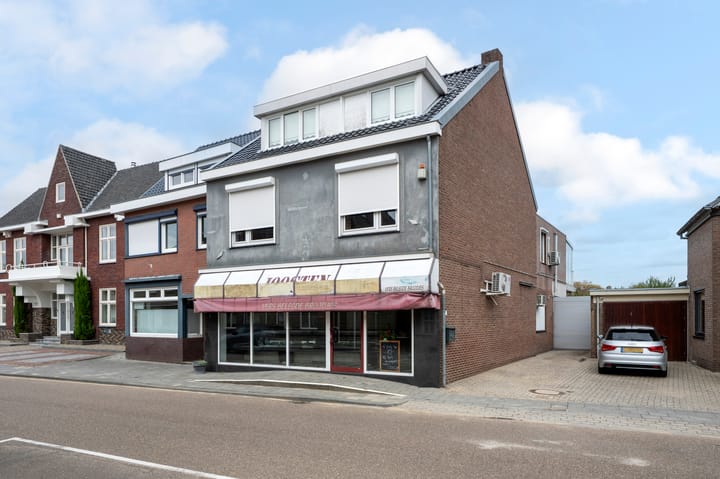 Dorpstraat 57 in Buchten