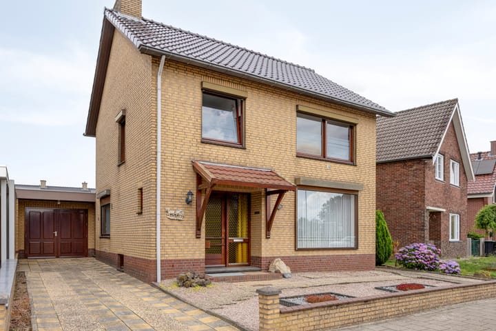 Dorpstraat 77A in Echt
