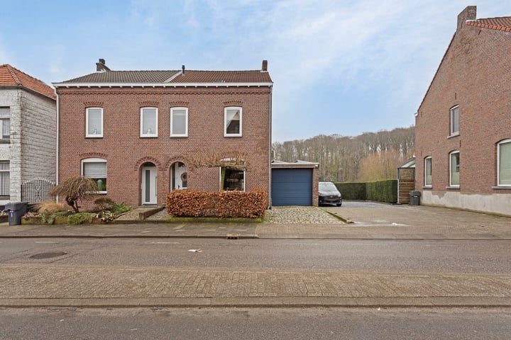 Dorpstraat 8 in Spaubeek