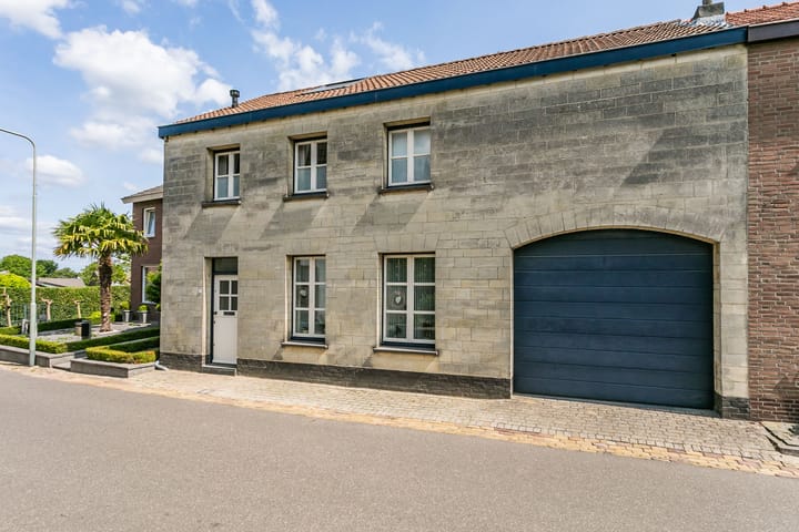 Dorpstraat 8 in Valkenburg