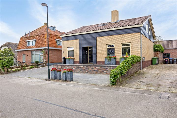 Dorpsweg 100A in Hoornaar