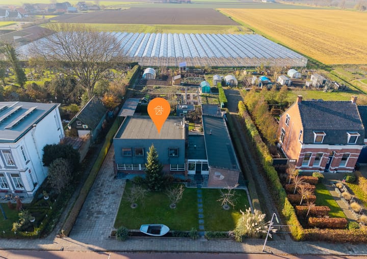 Dorpsweg 11 in Oud-Vossemeer