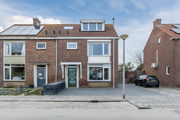 Dorpsweg 27 in De Heen