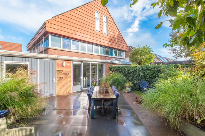 Dorsvlegel 21 in Warmenhuizen