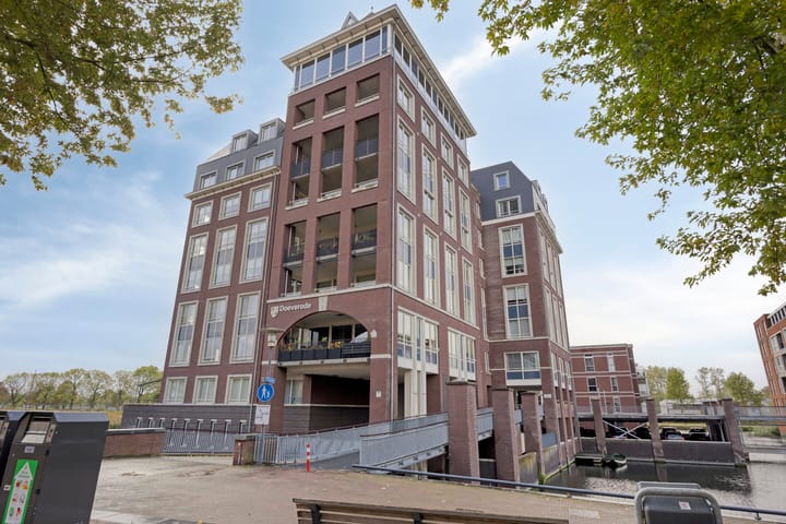 Dortmunderkade 6 in Helmond