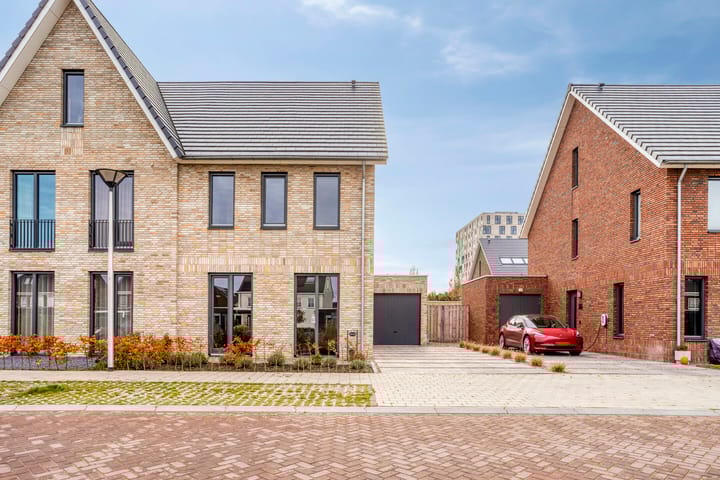 Photo of property Dotterbloem 23, Bergen op Zoom