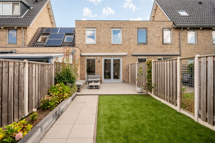 Photo of property Dotterbloemhof 20, Lelystad
