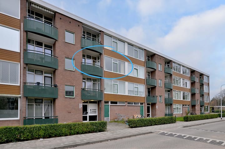 Photo of property Douwelerwetering 38, Deventer