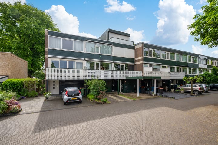 Dovenetel 48 in Apeldoorn