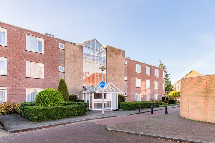 Dr.A.Kuyperlaan 237 in Weesp