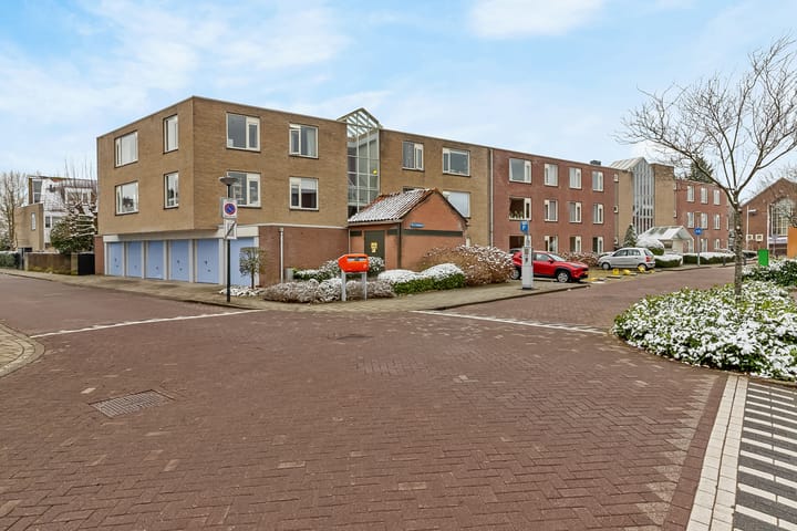 Dr.A.Kuyperlaan 35 in Weesp