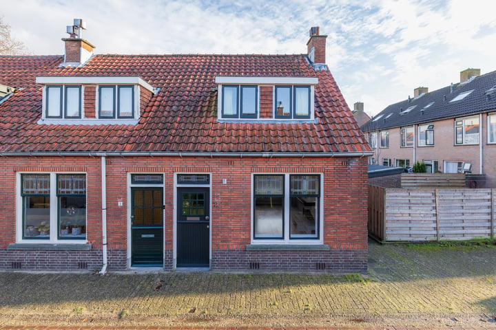 Dr. Ammanstraat 3 in Warmond