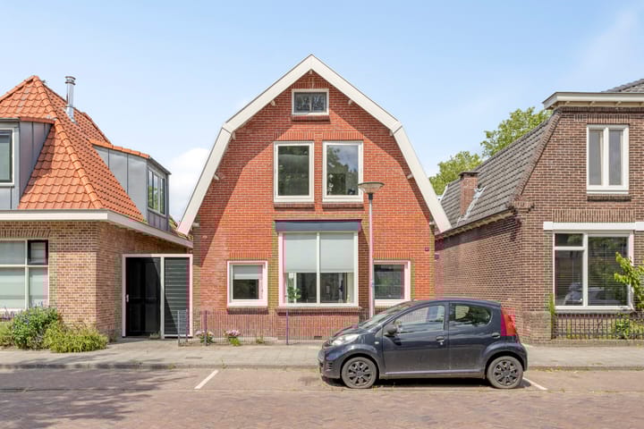 Dr. Benthemstraat 37 in Enschede photo