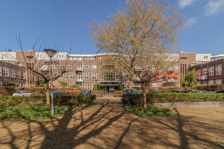 Dr. C.W.H. van Raaltenpark 5 in Zaandam