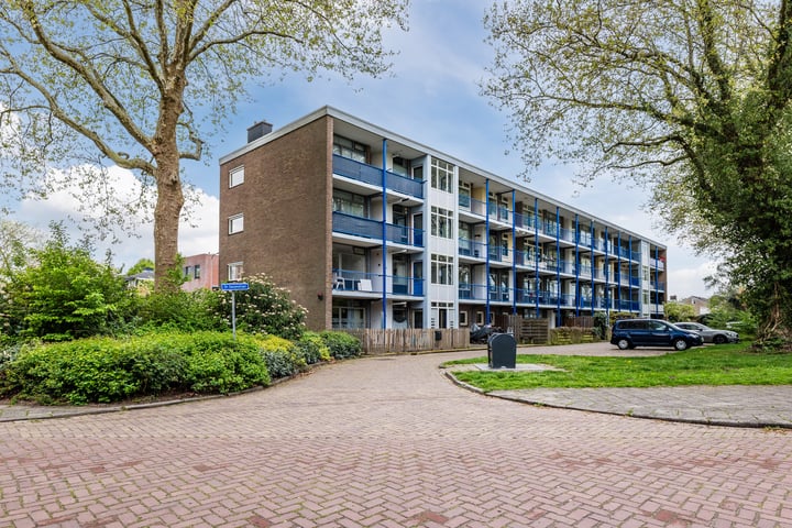 Photo of property Dr Dassenstraat 1, Hoogeveen