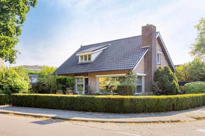 Dr. Eijnattenlaan 16 in Someren