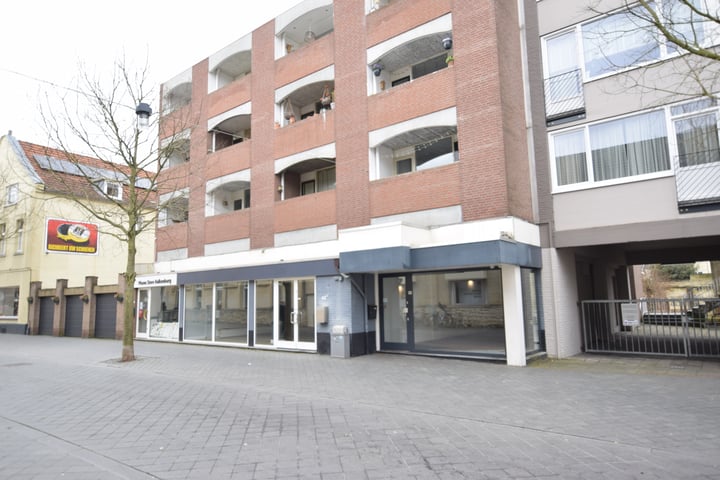 Photo of property Dr Erensstraat 48, Valkenburg