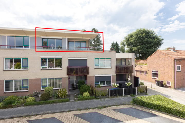 Dr. H.J.A.M.Schaepmanplein 33 in Neede