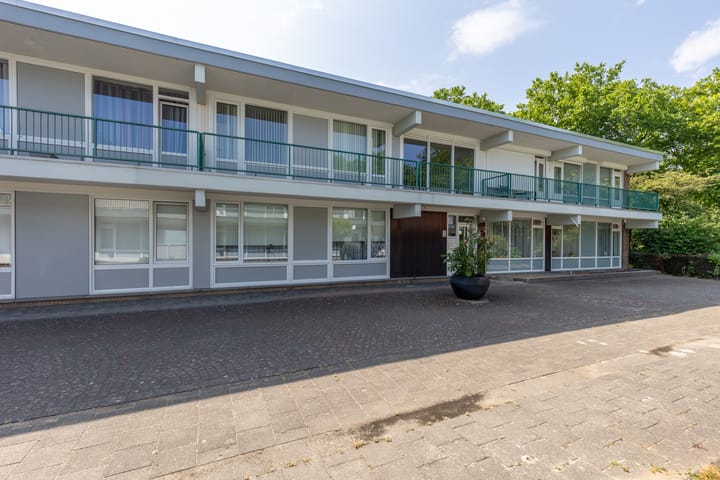 Photo of property Dr. Ir. Bungestraat 28, Heerlen