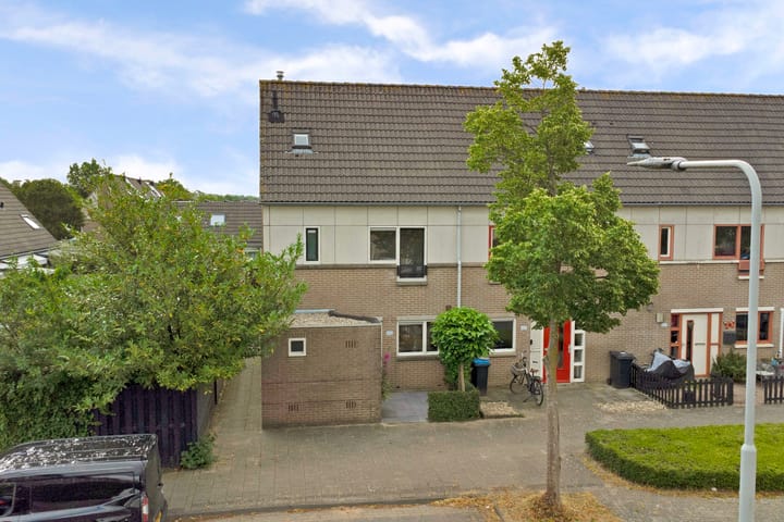 Dr. Joop den Uylsingel 105 in Arnhem
