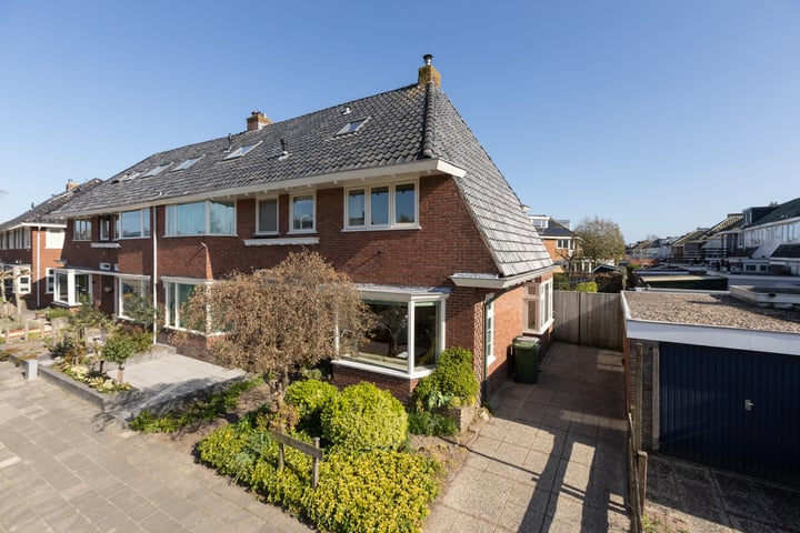 Photo of property Dr. Kuyperlaan 2, Sneek