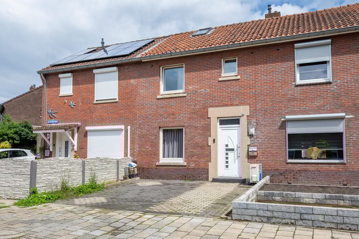 Dr. Kuyperstraat 39 in Heerlen