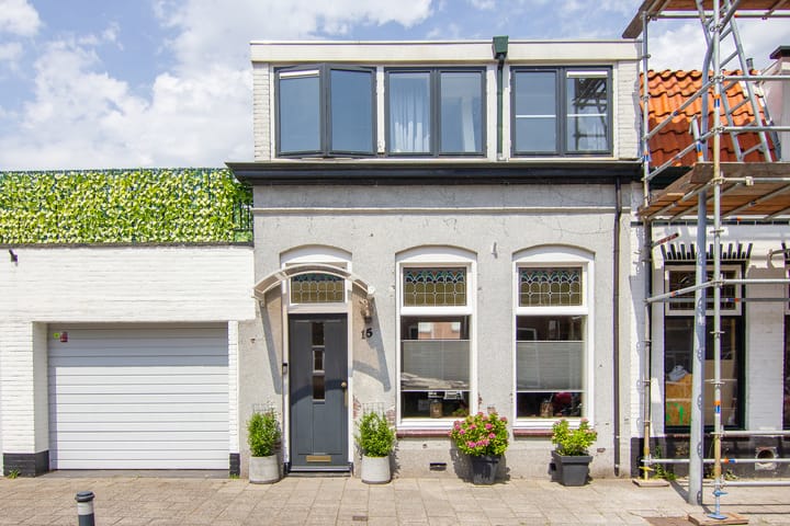 Dr. Leijdsstraat 15 in Haarlem