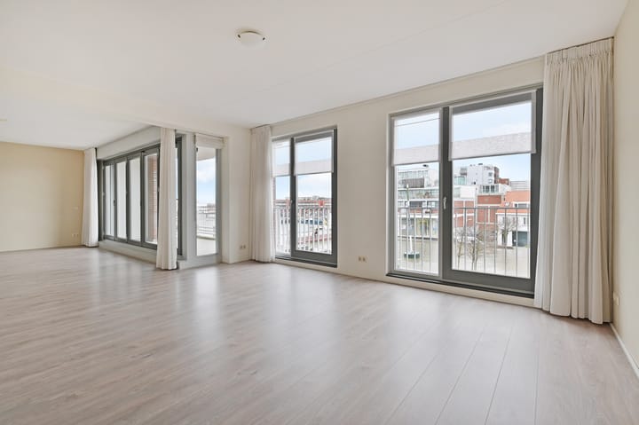 Dr. Lelykade 82A in 's-Gravenhage