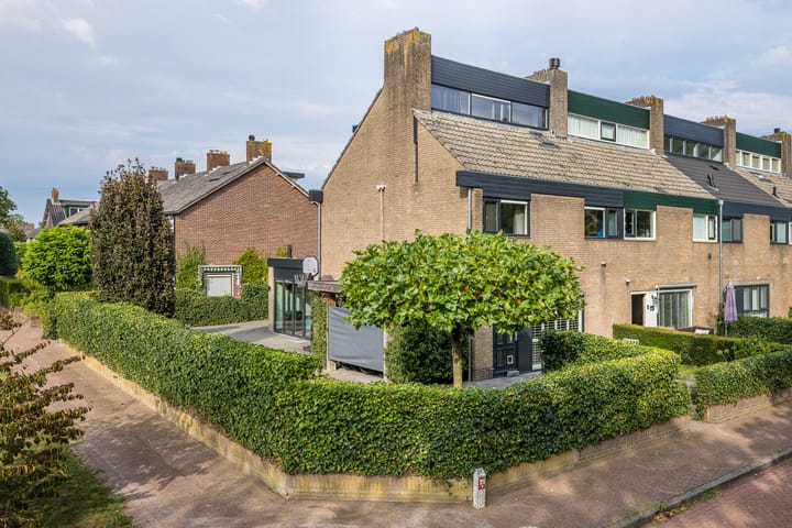 Dr. Lelylaan 61 in Huizen