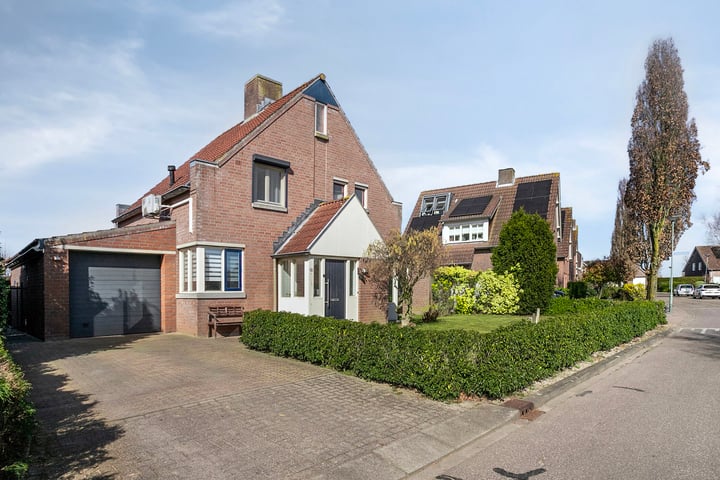 Photo of property Dr. Lemmenstraat 15, Meterik