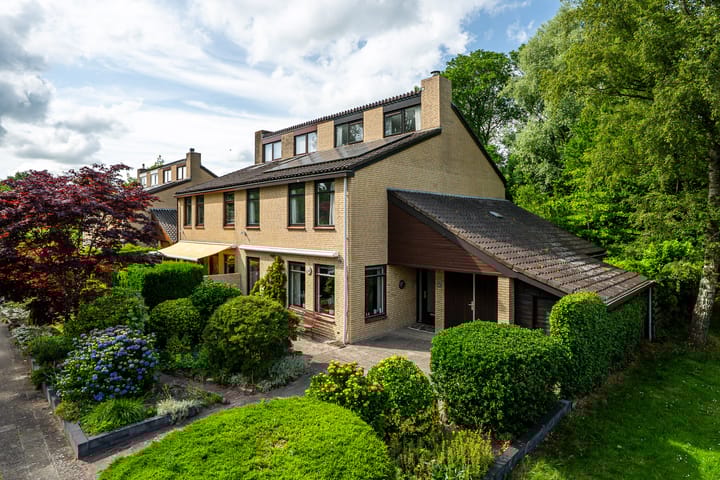 Photo of property Dr. Obe Postmastraat 24, Sneek