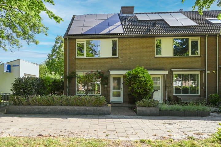 Dr Poelslaan 48 in Rijswijk