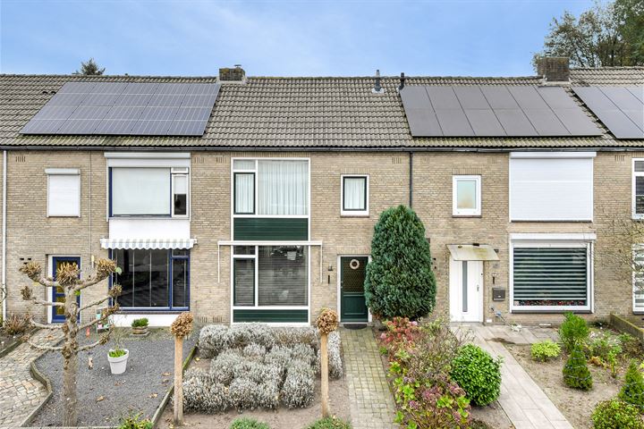 Dr. Poelsstraat 37 in Oosterhout