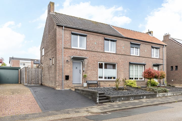 Photo of property Dr. Poelsstraat 44, Hulsberg